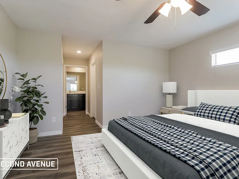 437 Reading St — Photo 8