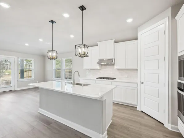 29010 Maggie View Ct, Waller, TX 77484