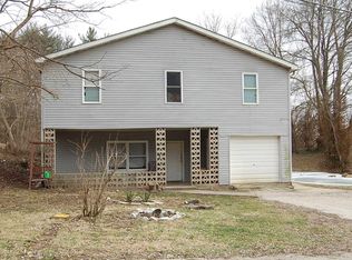 218 Rocky Hill Rd, Spencer, IN 47460