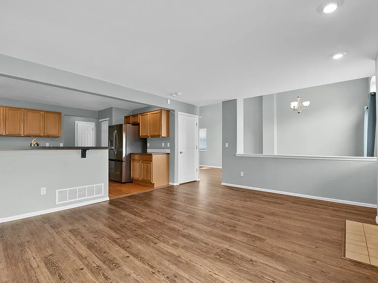 5283 Stetson Meadows Dr — Photo 12