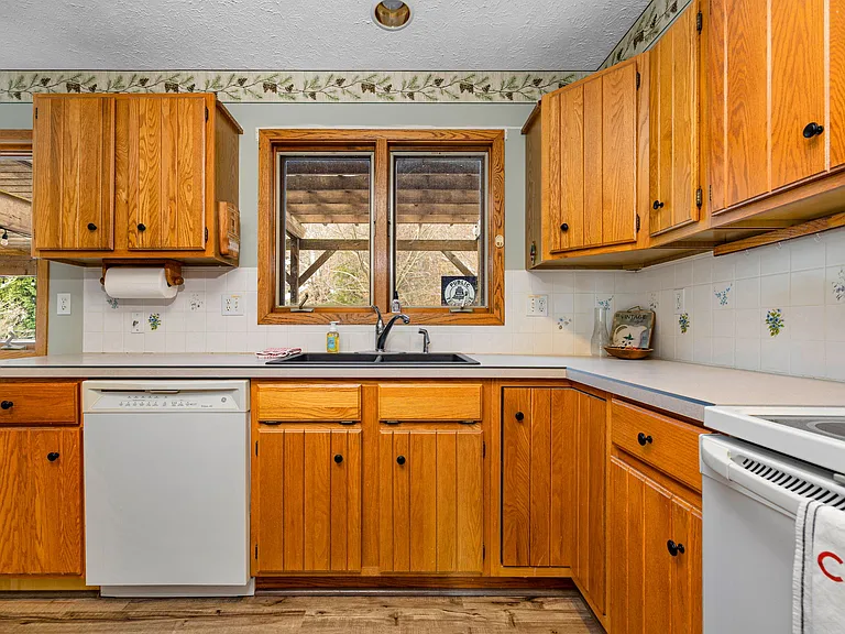 9402 S West Bay Shore Dr — Photo 23
