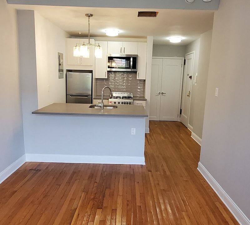 1st image of 112 W 75th St #4A