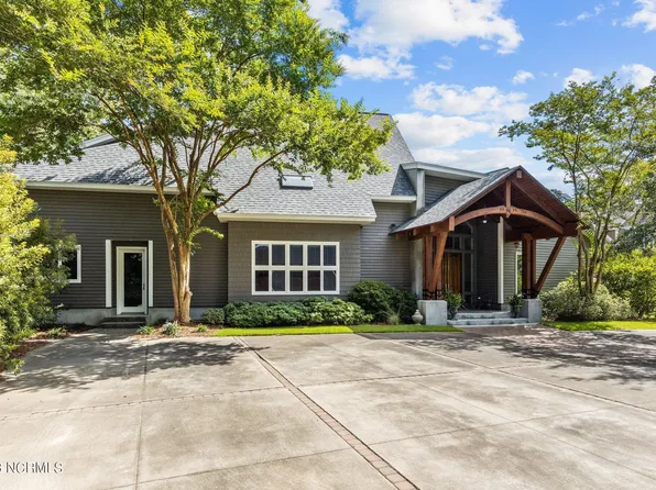 107 Dolphin Lane, Havelock, NC 28532