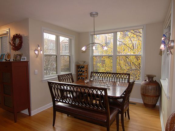 4th image of 2733 N Bosworth Ave