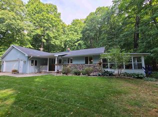 7186 Clark Point Rd, Winneconne, WI 54986