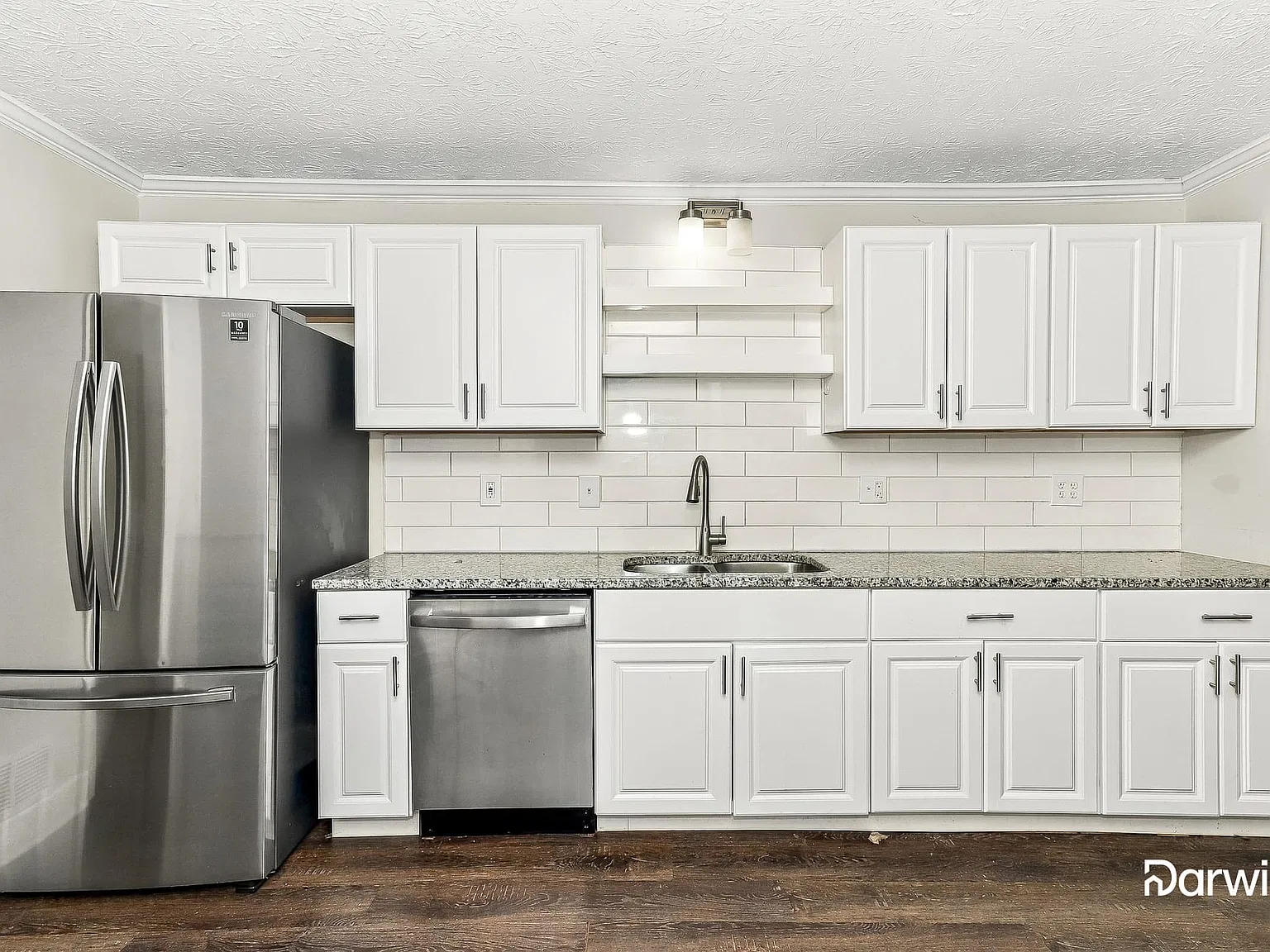 3 bed, 2.0 bath, 1384 sqft, $1,820 — Photo 4