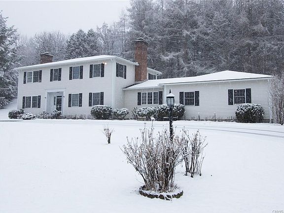 Welcome to the beautiful 5087 Pine Valley Drive, Fayetteville. This home is located within Jamesville Dewitt schools and minutes from major highways, hospitals and downtown Syracuse.