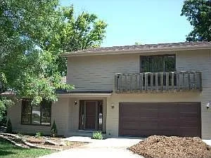 1027 Forest Ln photo 1