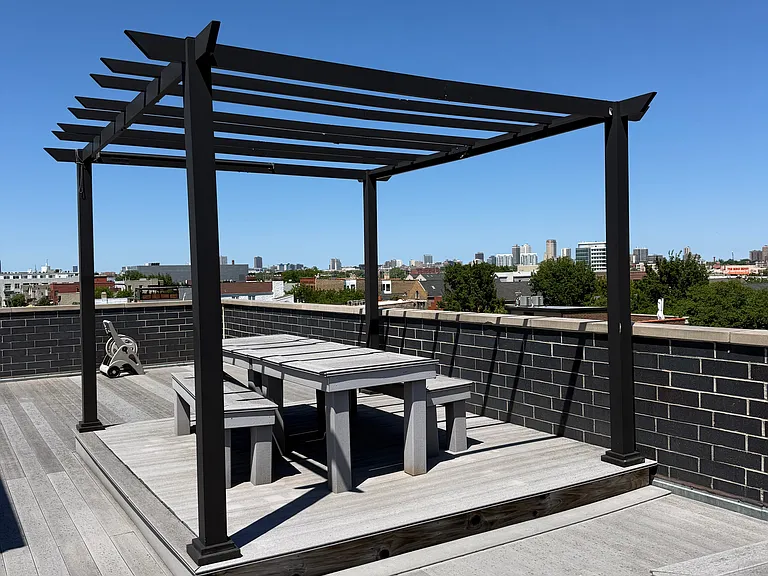 1409 N Ashland Ave #2S — Photo 24