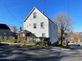 1137 1st St, Rensselaer, NY 12144