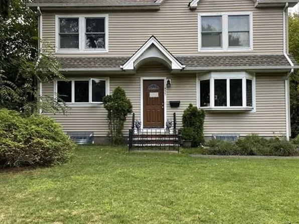455 Berkshire Rd, Ridgewood, NJ 07450