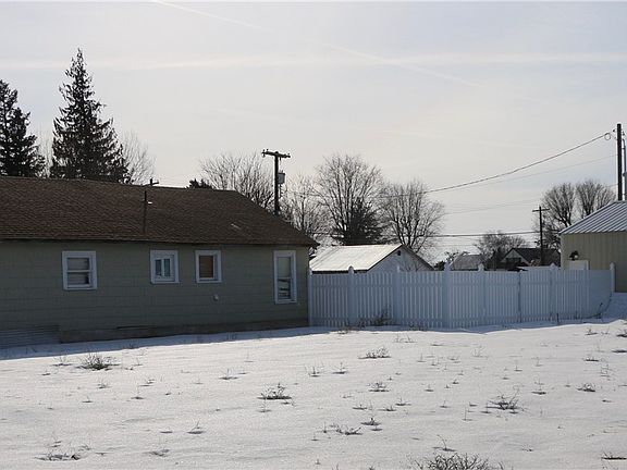 3rd image of 123 N McEntee St