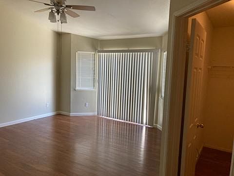 3rd image of 13779 Cherry Ct