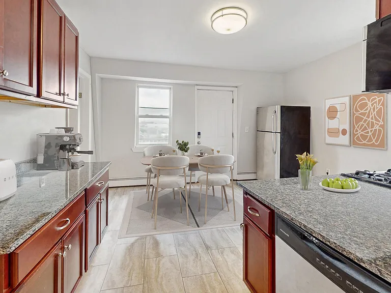 171 Trenton St #3 — Photo 19