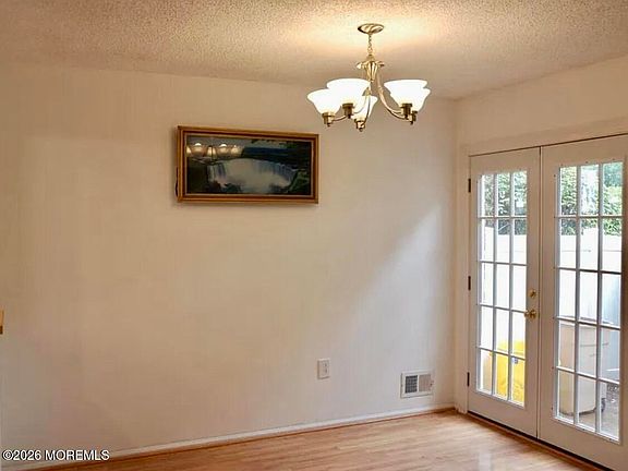 5th image of 59 Covington Ct