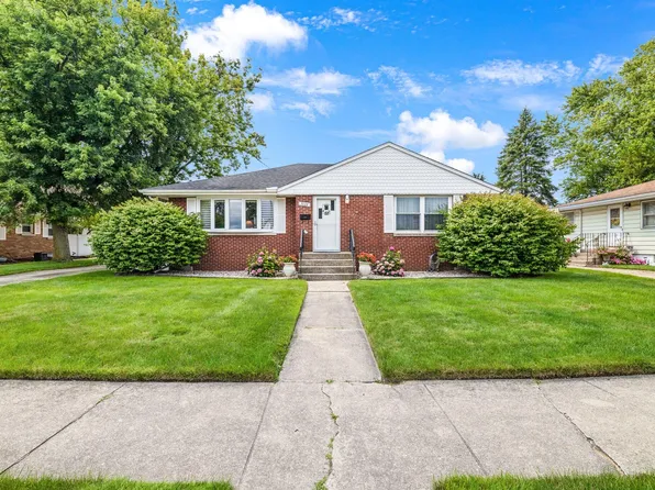 3028 Franklin St, Highland, IN 46322