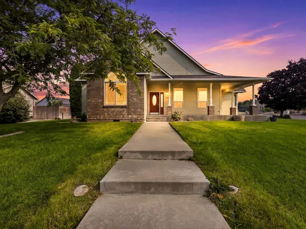 5500 Leilani St, West Richland, WA 99353