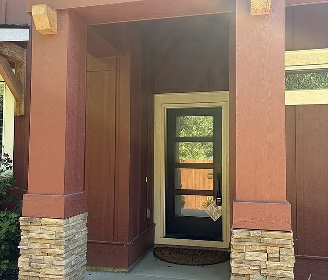2463 N Ashgrove Ln — Photo 3