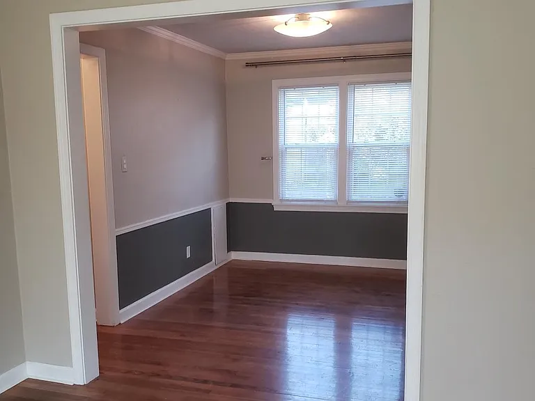 2215 Somerset Dr — Photo 12