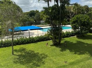 4200 Oaks Ter APT 206, Pompano Beach, FL 33069