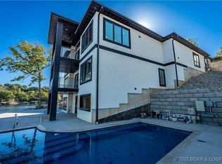 439 Redbud Ct, Lake Ozark, MO 65049