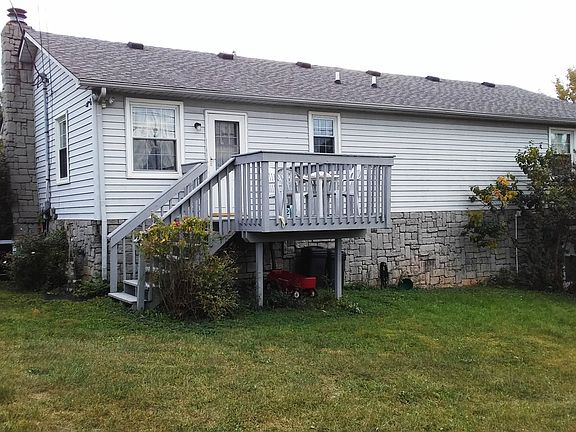 5th image of 4061 Forsythe Dr