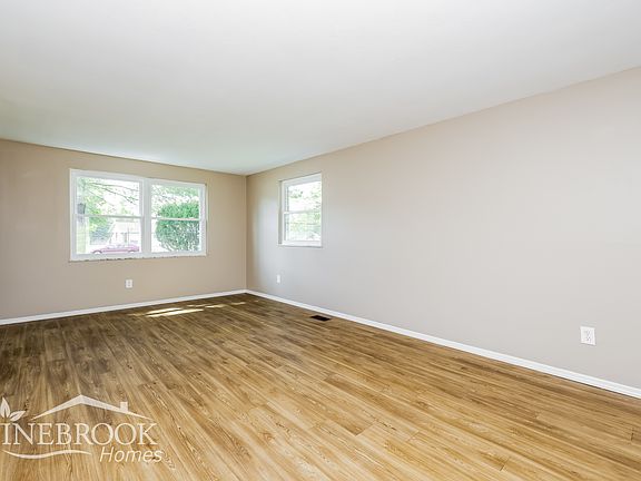 5th image of 7106 Moberly Pl