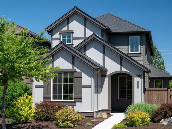 3130 SW 28th St, Redmond, OR 97756