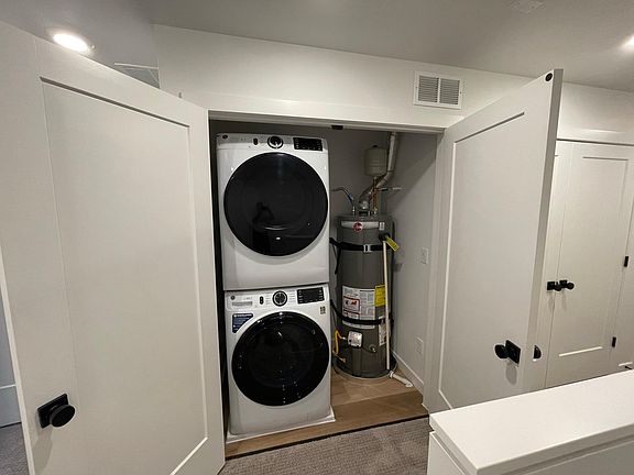 Stacked Washer/Dryer