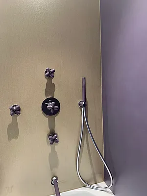 Sold by Compass | media 31