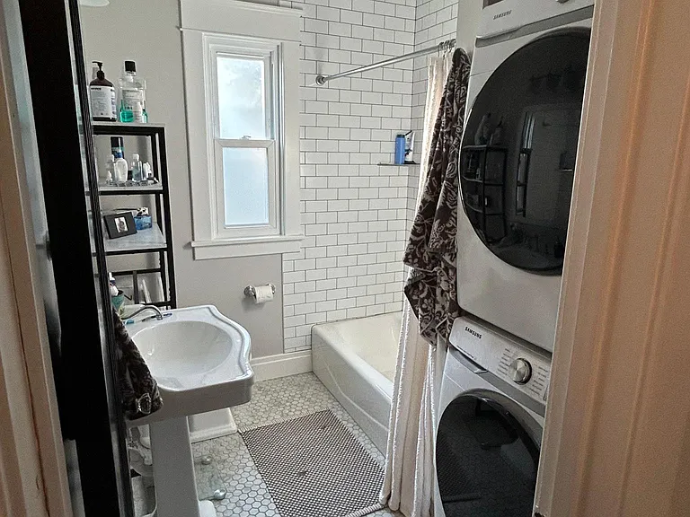 157 Tacoma Ave #UPPER — Photo 10