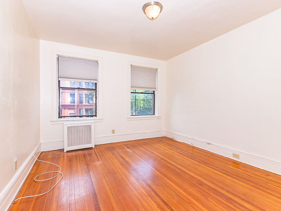 1st image of 170 New York Ave APT 21
