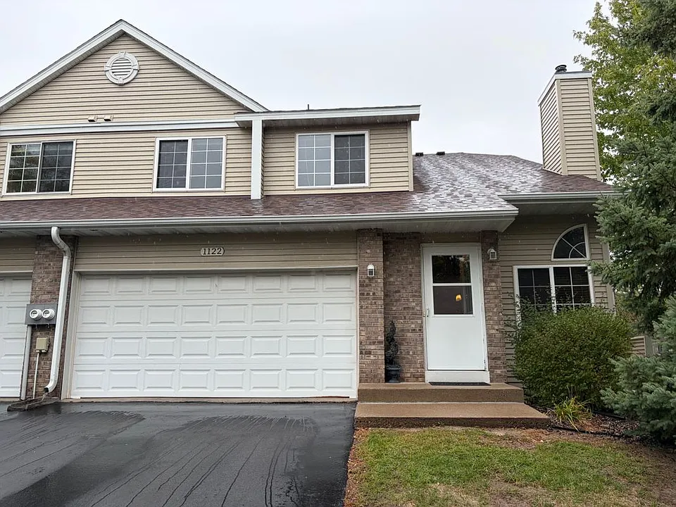 1122 Pecks Woods Dr