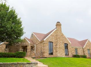2626 Country Valley Rd, Garland, TX 75043