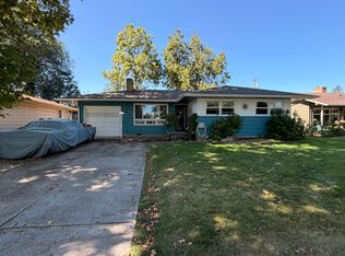 920 Newtown St, Medford, OR 97501