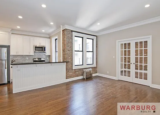 Sold by Warburg | media 25