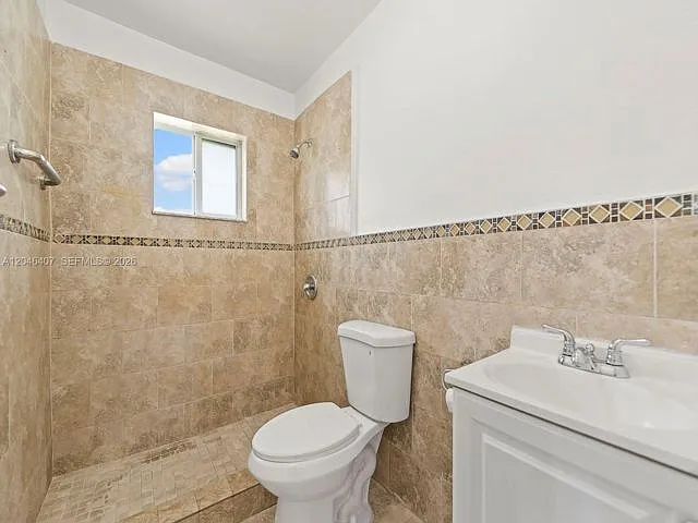 26650 SW 138th Ct — Photo 3
