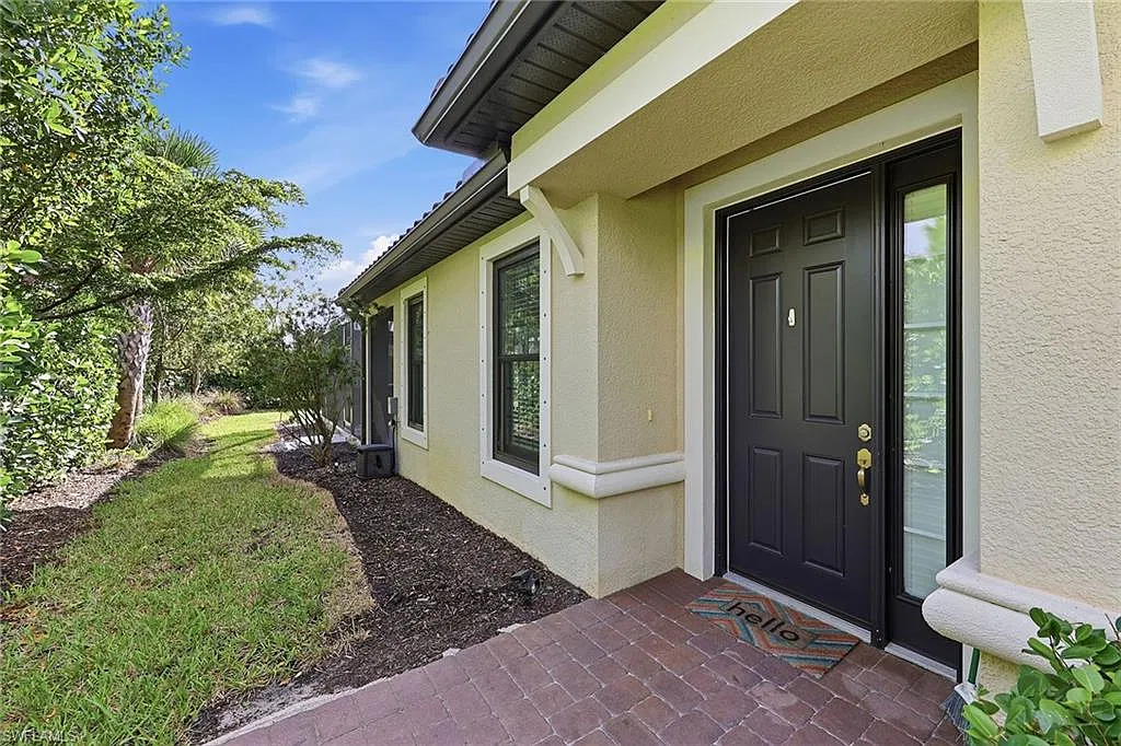 2 bed, 2.0 bath, 1708 sqft, $6,000 — Photo 3