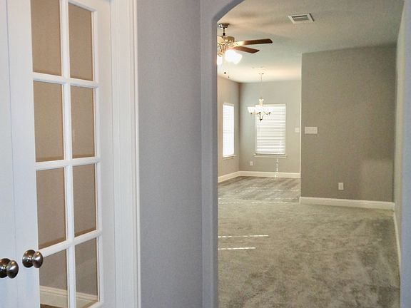 2nd image of 620 Dogwood Dr