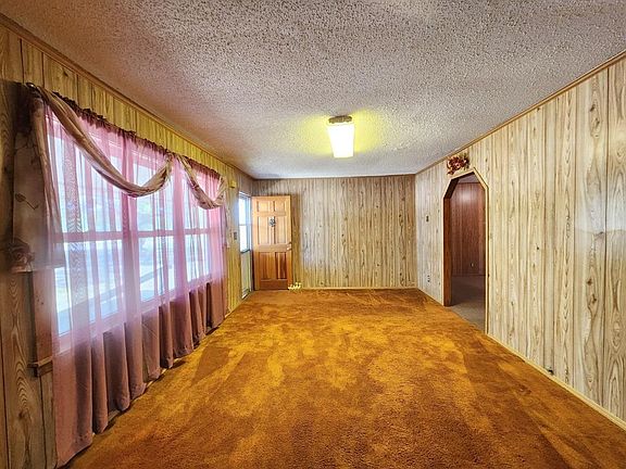5th image of 508 E Khoury Ln