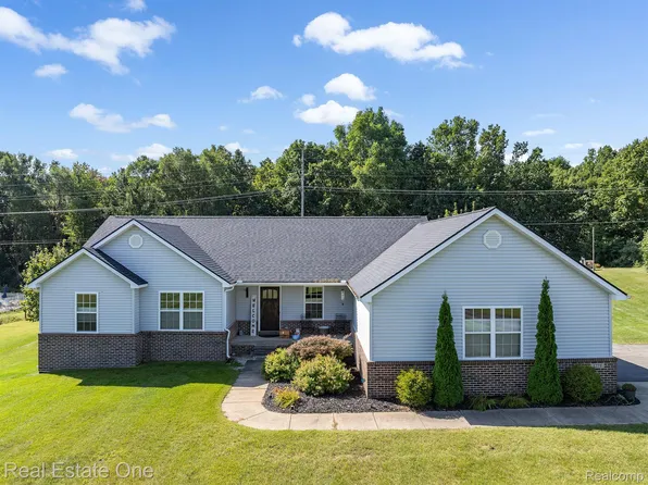 4172 E M 36, Pinckney, MI 48169