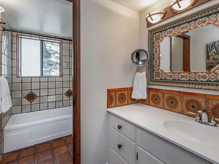 Portola Green Cir — Photo 16