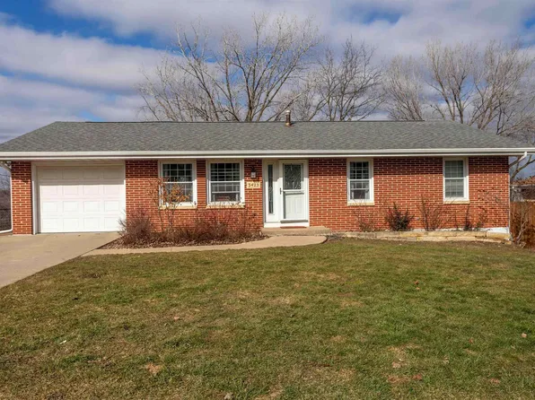 3423 Crescent Rdg, Dubuque, IA 52003