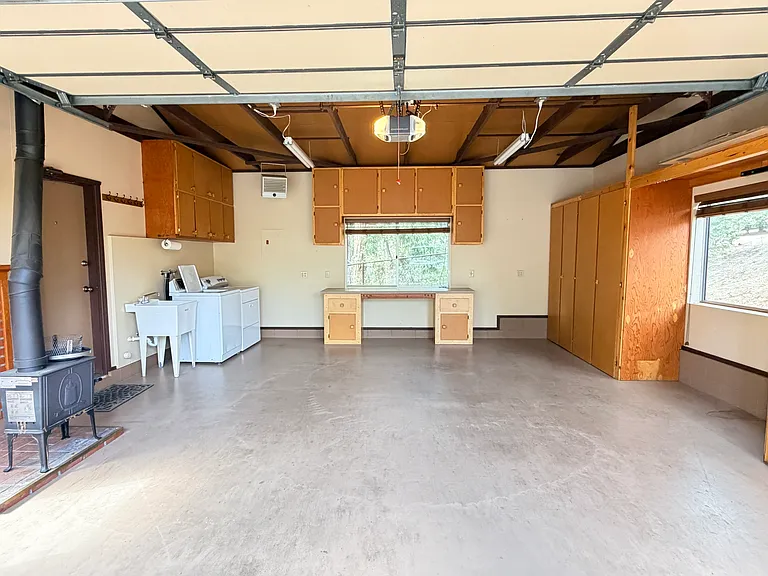 25316 Marion Ridge Dr — Photo 8