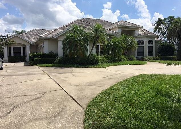 1st image of 10090 Brandon Cir #3