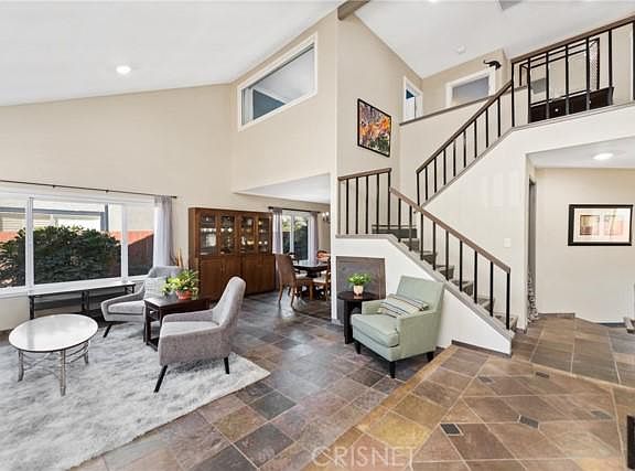 5th image of 750 Valle Lindo Dr