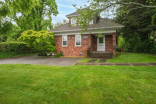20 Sanford Pl Photo 1