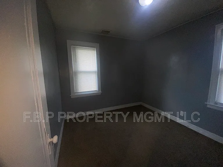 3831 Waverly St #2 — Photo 6