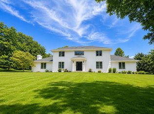 1100 Pittsford Mendon Center Rd, Honeoye Falls, NY 14472