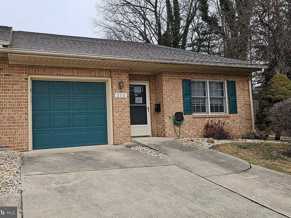 1st image of 313 Sunbrook Ln #95